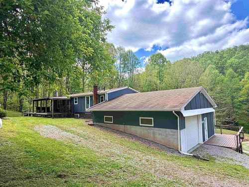 804 Jewelweed Rd, Bristol, WV, 26426-7439 | Card Image
