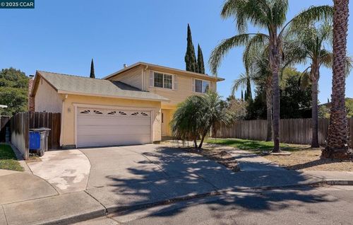 1324 Holmes Ct, Fairfield, CA, 94533-2545 | Card Image