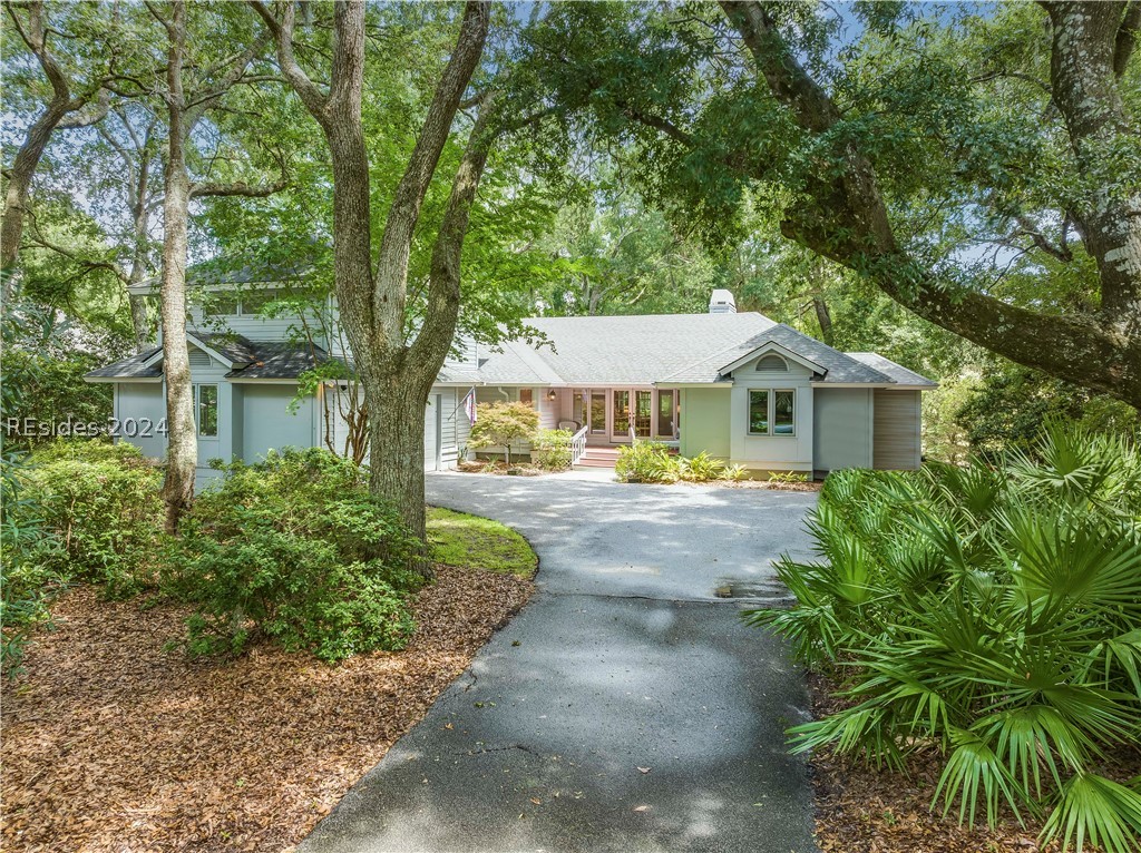 Leamington Ln, Hilton Head Island, SC 29928