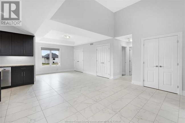 23 Noble Crt, House other with 5 bedrooms, 3 bathrooms and null parking in Amherstburg ON | Image 12