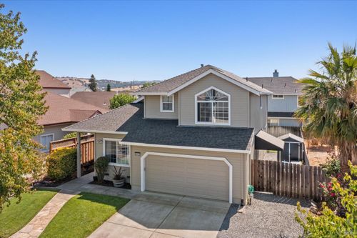 2092 Waltzer Road, Santa Rosa, CA, 95403 | Card Image