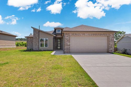 29 Walnut Valley Dr, Little Rock, AR, 72211-1837 | Card Image