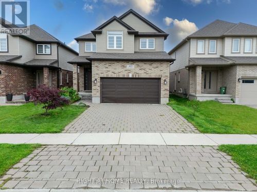 402 Tansbury St, London, ON, N6G0R6 | Card Image