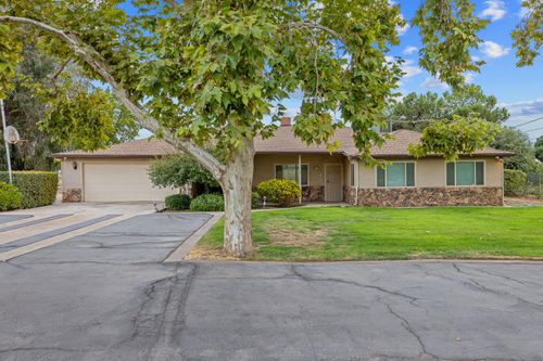 1714 N Blythe Ave, Fresno, CA, 93722-5607 | Card Image