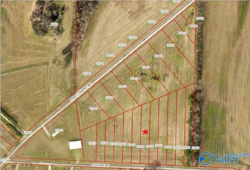 20122 Dugger Rd, Athens, AL, 35614-6854 | Card Image