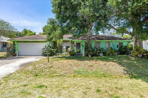 194 Del Monte Rd, SEBASTIAN, FL, 32958-4570 | Card Image