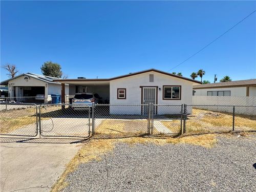 225 Tanglewood Ln, Bullhead City, AZ, 86442-4627 | Card Image