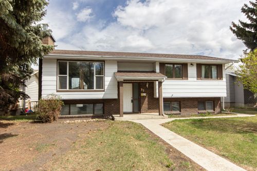 35 Oyen Crescent, Red Deer, AB, T4P1T3 | Card Image