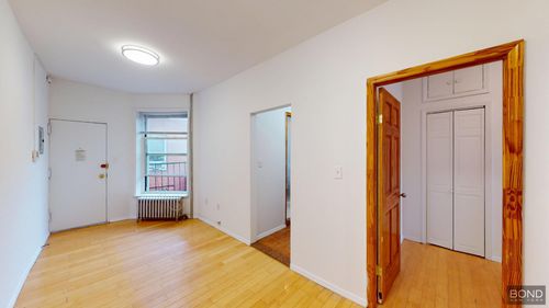 10-20 Spring St, New York, NY, 10012-4156 | Card Image