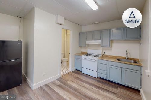 apt-3f-929 N Calvert St, BALTIMORE, MD, 21202-3736 | Card Image