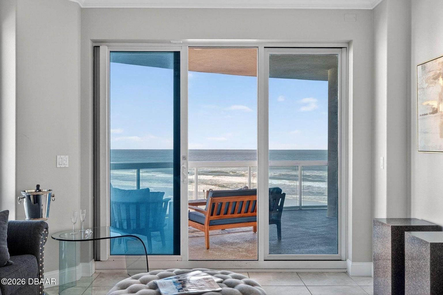 Residential in DAYTONA BEACH SHORES 4