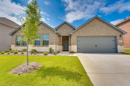 8426 Slowburn Dr, Garland, TX, 75043-4937 | Card Image