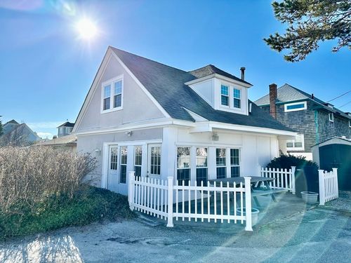 101-630-97A Beach Ave, Hull, MA, 02045-2368 | Card Image