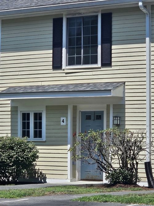 4-6 Janet Rd, South Easton, MA, 02375-1622 | Card Image