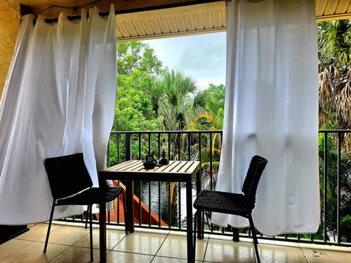 512-9999 Summerbreeze Dr, Sunrise, FL, 33322-5818 | Card Image