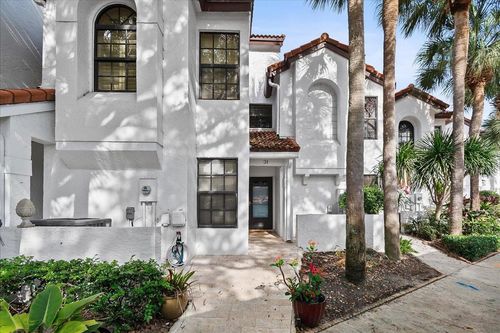 31-2359 Treasure Isle Dr, West Palm Beach, FL, 33410-1336 | Card Image