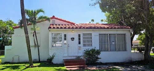 2-1840 Roosevelt St, Hollywood, FL, 33020-2717 | Card Image