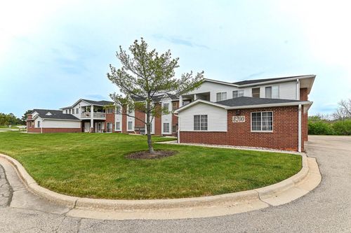 12-8200 Lexington Place, Pleasant Prairie, WI, 53158 | Card Image