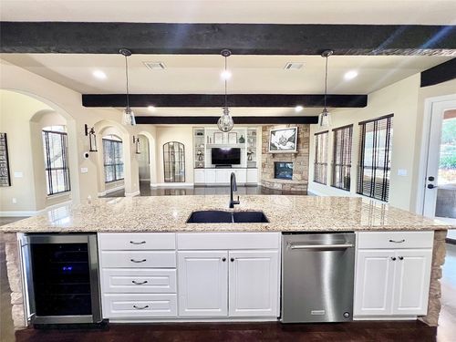 320 Ridge View Dr, Georgetown, TX, 78628-6899 | Card Image