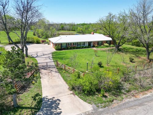 641 S Handcock, Henrietta, TX, 76365 | Card Image