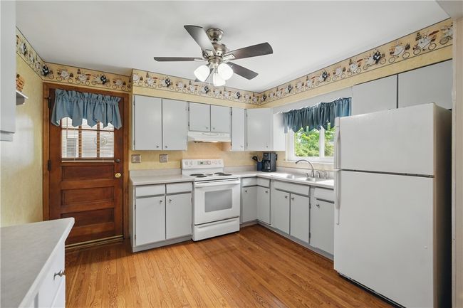 131 Howley Ave., House other with 3 bedrooms, 3 bathrooms and 1 parking in Chippewa Twp PA | Image 14