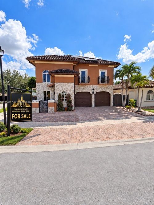 15500 Sw 12th Ter, Miami, FL, 33194-2705 | Card Image