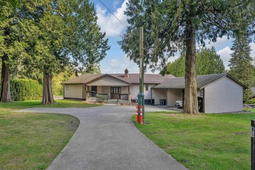 18647 92 Ave, Surrey, BC, V4N3Z1 | Card Image