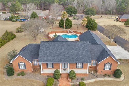 550 Masters Cir, Dublin, GA, 31021-3279 | Card Image
