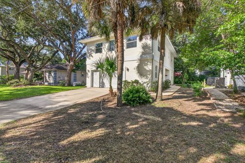 1753 Castile St, St Augustine, FL, 32080-5507 | Card Image