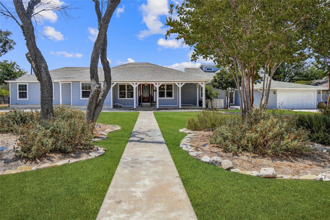 Jack Dr, Kerrville, TX 78028