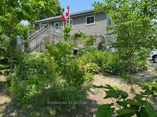 1856/60 Longwoods Rd, Southwest Middlesex, ON, N0L2N0 | Card Image