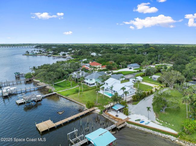9670 Riverview Dr, House other with 4 bedrooms, 3 bathrooms and null parking in Sebastian FL | Image 67