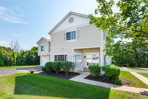 29-29 Braxton Ln, Aurora, IL, 60504-6671 | Card Image
