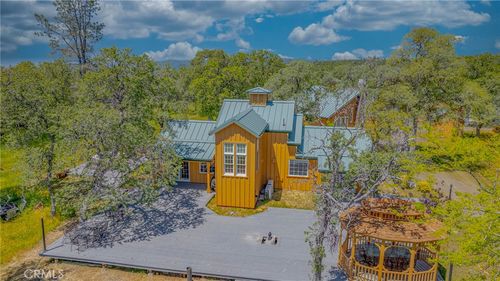 5873 Schilling Rd, Coulterville, CA, 95311-9588 | Card Image