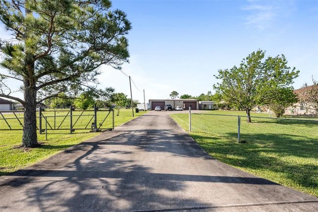 13903 4 Th St, House other with 5 bedrooms, 3 bathrooms and null parking in Santa Fe TX | Image 34
