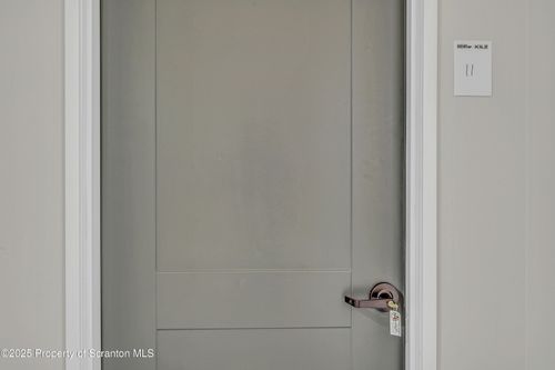 11-215 Hickory St, Scranton, PA, 18505-1165 | Card Image