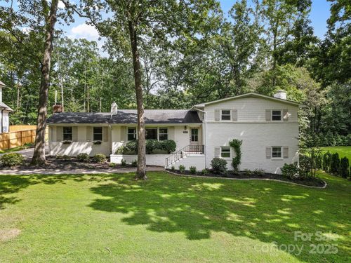 5611 Robinhood Rd, Charlotte, NC, 28211-4172 | Card Image