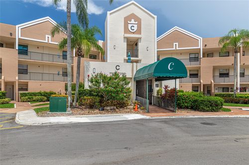 7312-7312 Fairfax Dr, Tamarac, FL, 33321-4313 | Card Image