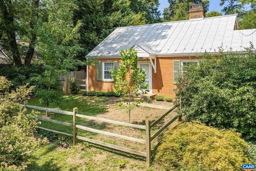 113 Cameron Ln, CHARLOTTESVILLE, VA, 22903-1707 | Card Image