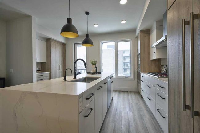 2222 5 St Sw, Townhouse with 3 bedrooms, 2 bathrooms and 2 parking in Calgary AB | Image 15