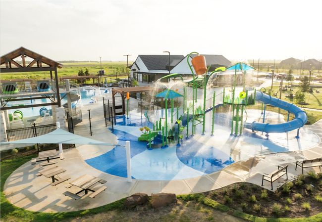 10639 Summers Way, House other with 3 bedrooms, 2 bathrooms and 2 parking in Beasley TX | Image 12