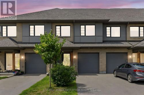 821 Quartet Avenue, Ottawa, ON, K1X0C4 | Card Image