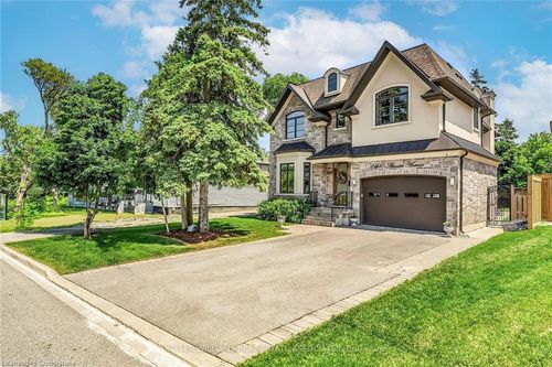 410 Atwater Ave, Mississauga, ON, L5G2A3 | Card Image