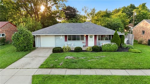 3795 Cordell Dr, Kettering, OH, 45439-2402 | Card Image