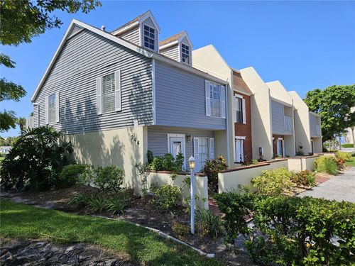 apt-1-744 Cadiz Rd, VENICE, FL, 34285-1620 | Card Image