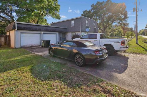 5711 Tonawanda Dr, Pensacola, FL, 32506-3217 | Card Image
