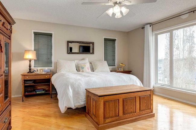 191 Sienna Park Drive Sw, House other with 4 bedrooms, 4 bathrooms and 4 parking in Calgary AB | Image 26