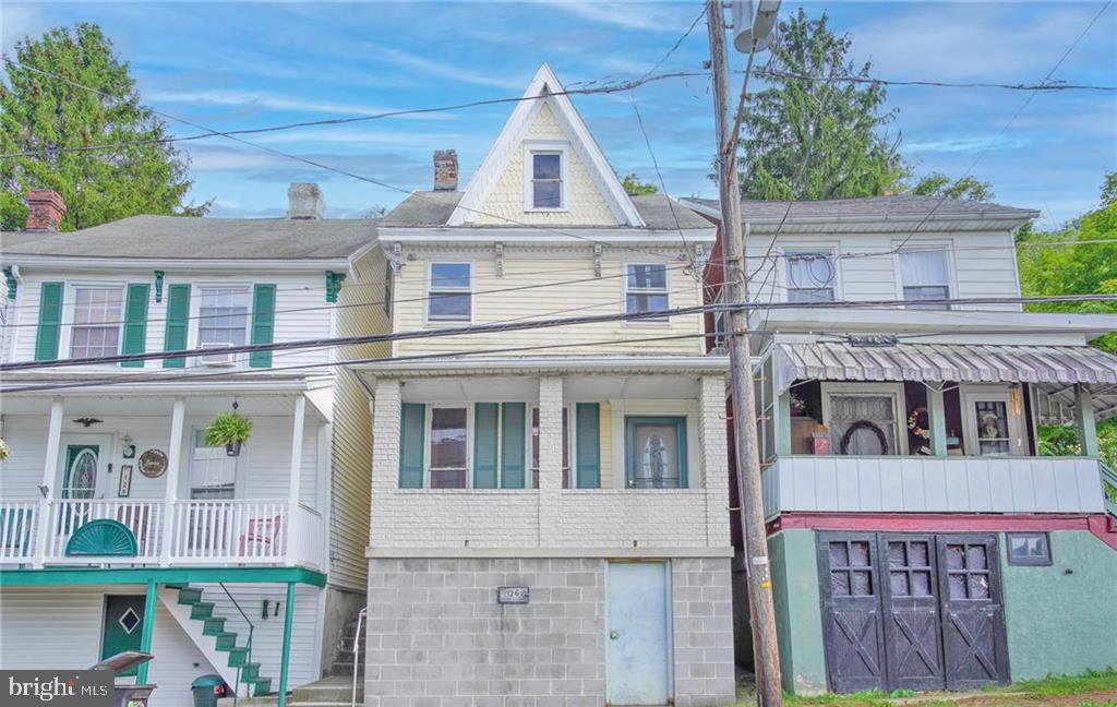 Orwigsburg St, Tamaqua, PA 18252