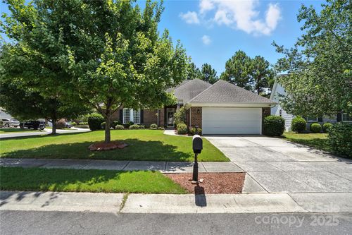6103 Breckfield Ct, Charlotte, NC, 28278-6656 | Card Image