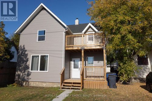 54 Lakeshore Rd N, New Liskeard, ON, P0J1P0 | Card Image